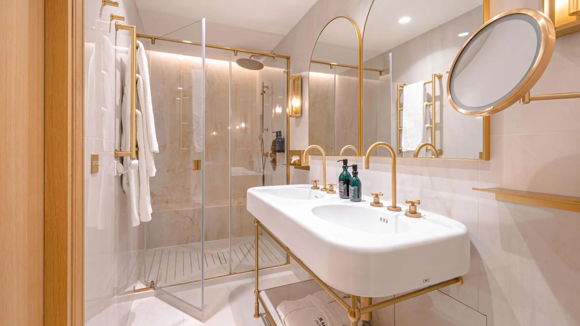 Hotel Madison 4*