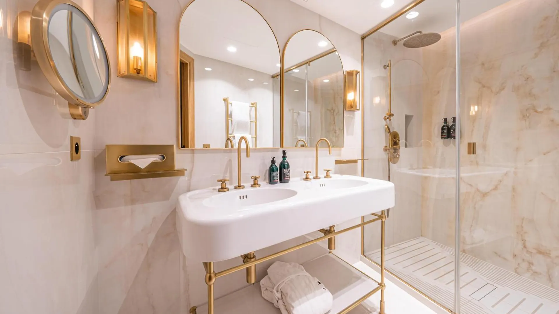 Hotel Madison 4*